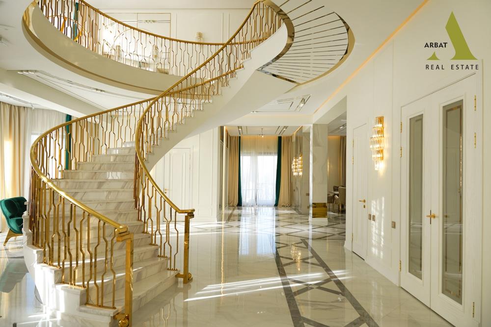 Фото Отдельный дом, 7 комн, 600м²