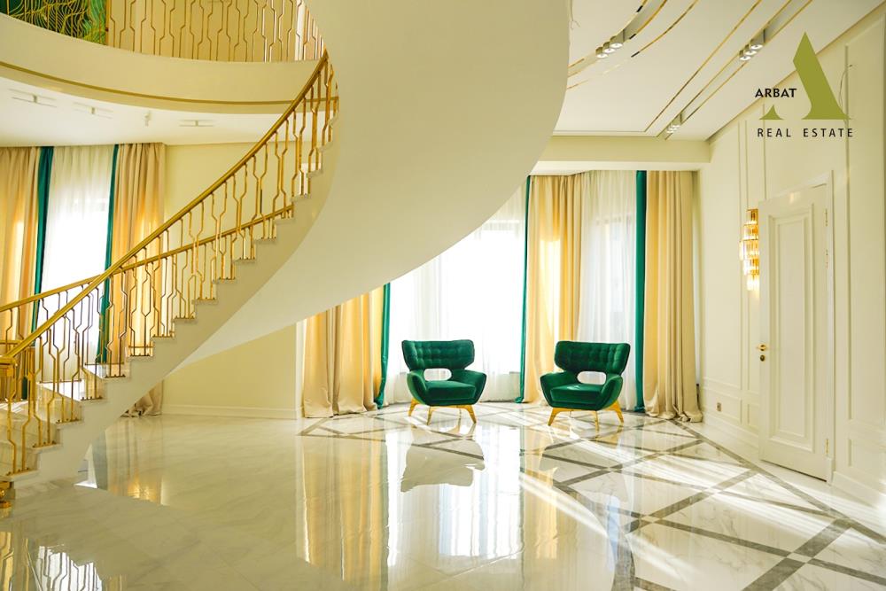 Фото Отдельный дом, 7 комн, 600м²