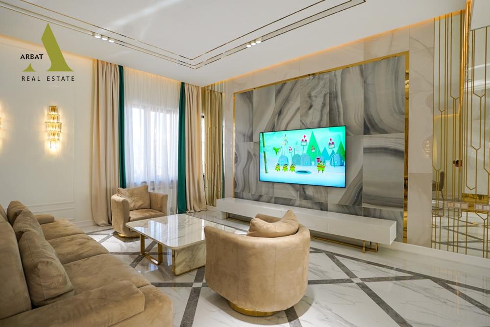 Фото Отдельный дом, 7 комн, 600м²
