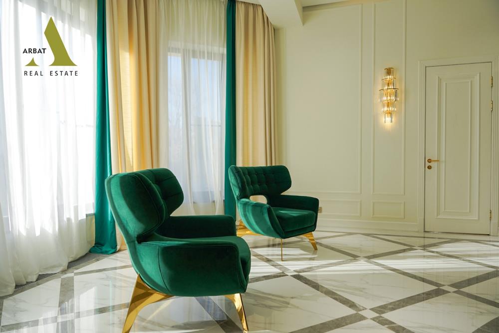 Фото Отдельный дом, 7 комн, 600м²
