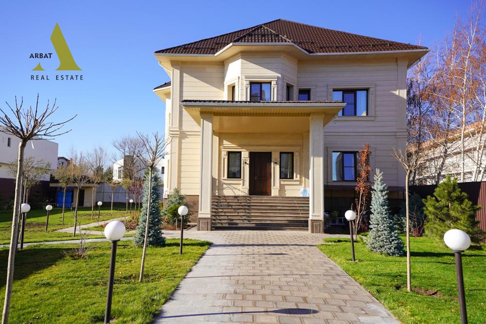 Фото Отдельный дом, 7 комн, 600м²