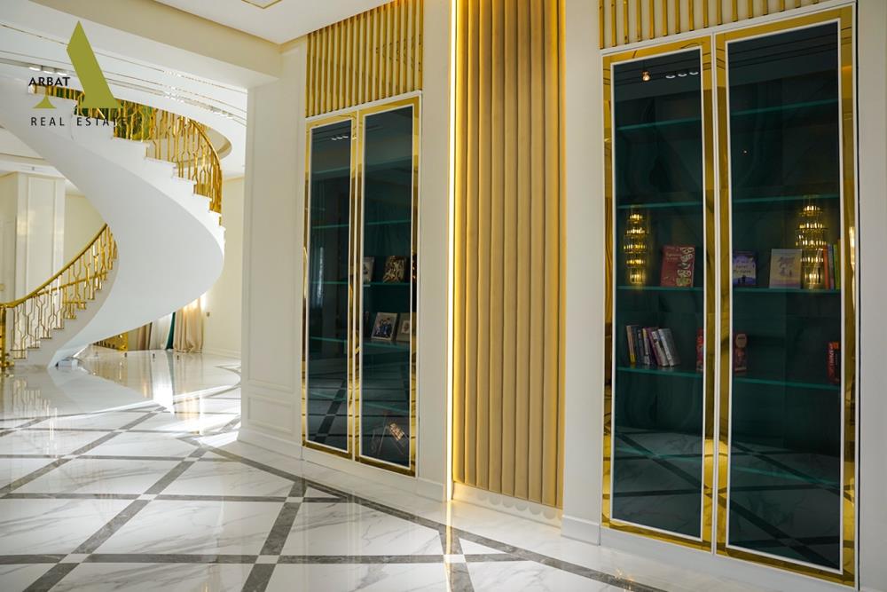Фото Отдельный дом, 7 комн, 600м²