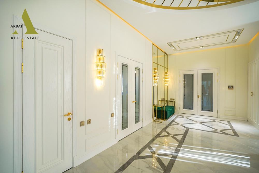 Фото Отдельный дом, 7 комн, 600м²
