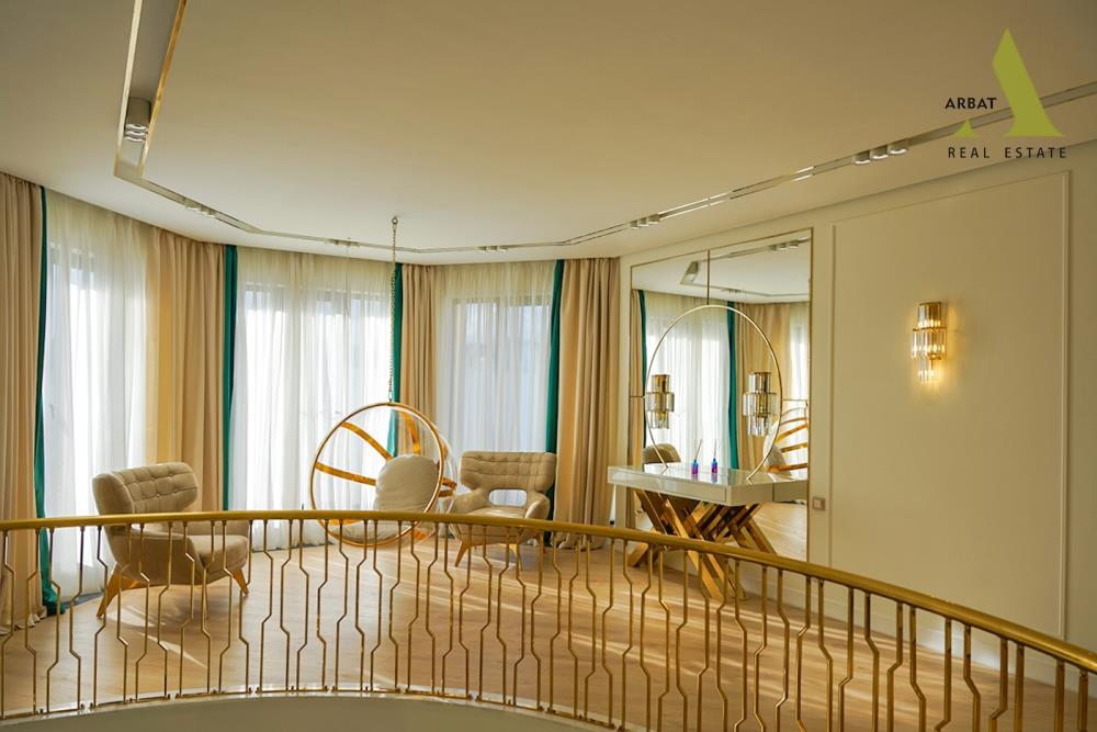 Фото Отдельный дом, 7 комн, 600м²
