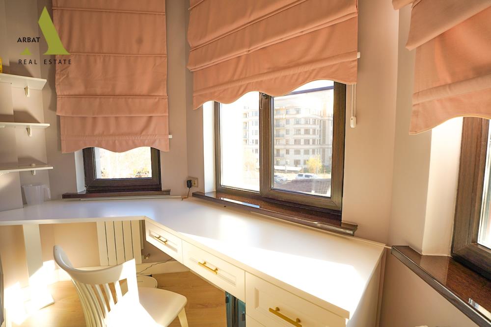 Фото Отдельный дом, 7 комн, 600м²
