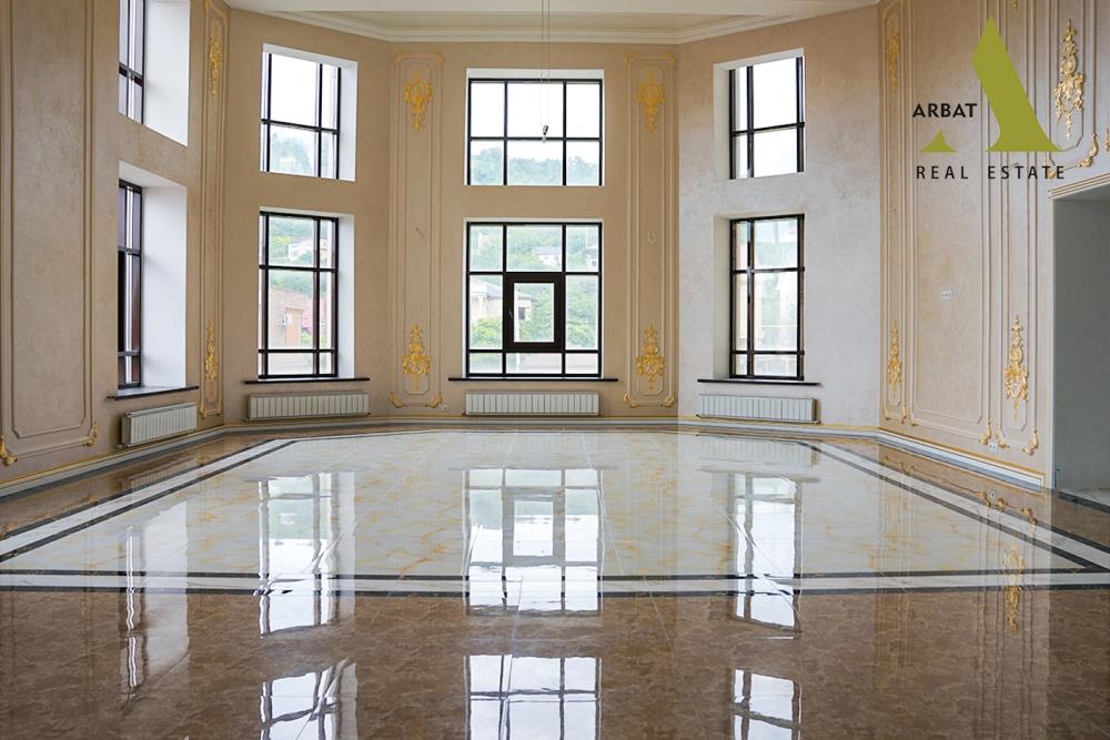 Фото Отдельный дом, 8 комн, 1478м²