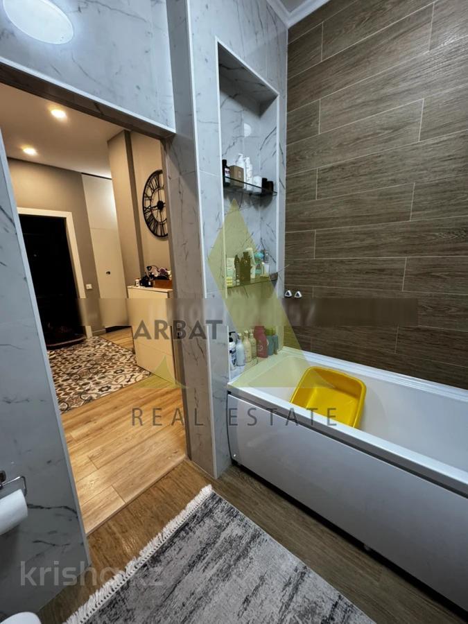 Фото Квартира, 3 комн, 100 м², 5/7 эт., 2018 г.п.