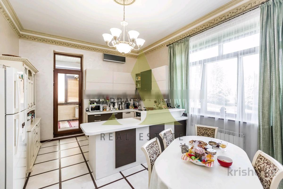 Фото Отдельный дом, 9 комн, 1090м²