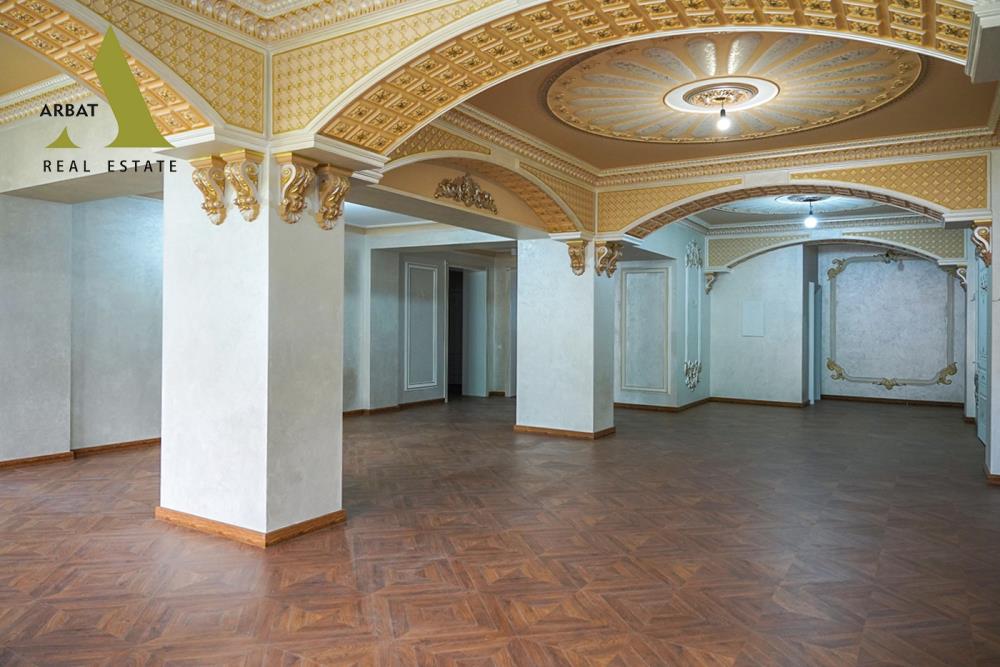 Фото Дом, 8 комн, 2000м²