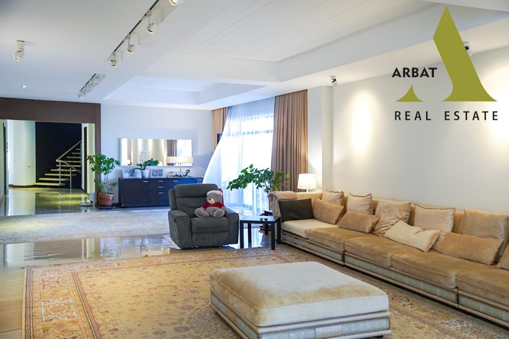 Фото Отдельный дом, 12 комн, 1400м²