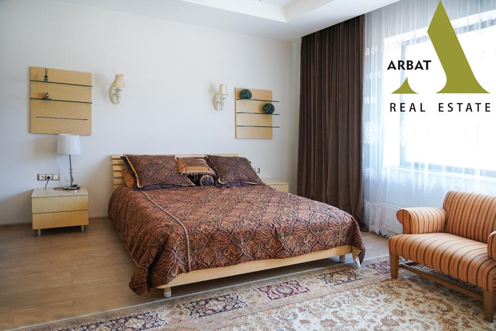 Фото Отдельный дом, 12 комн, 1400м²
