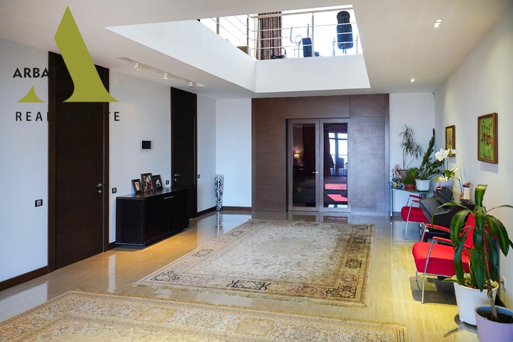 Фото Отдельный дом, 12 комн, 1400м²