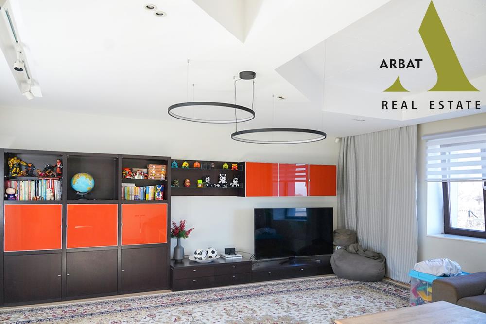 Фото Отдельный дом, 12 комн, 1400м²
