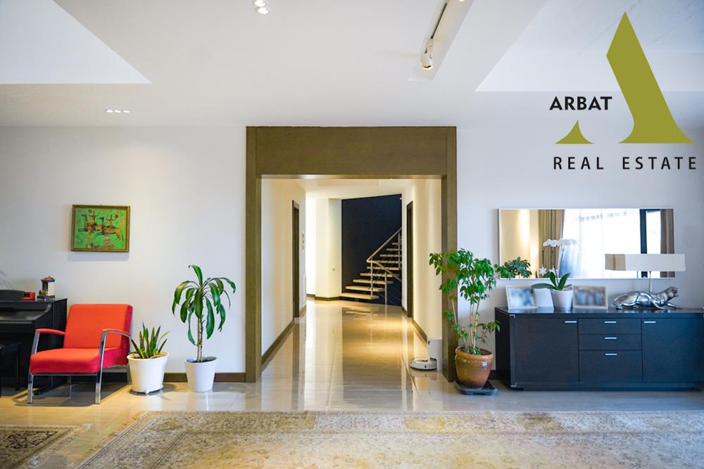 Фото Отдельный дом, 12 комн, 1400м²