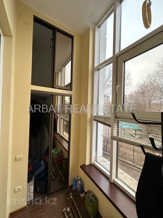 Фото Квартира, 2 комн, 68 м², 1/6 эт., 2007 г.п.