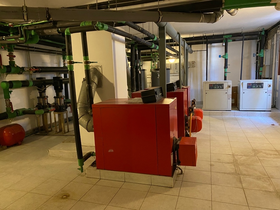 Фото Отдельный дом, 8 комн, 1700м²