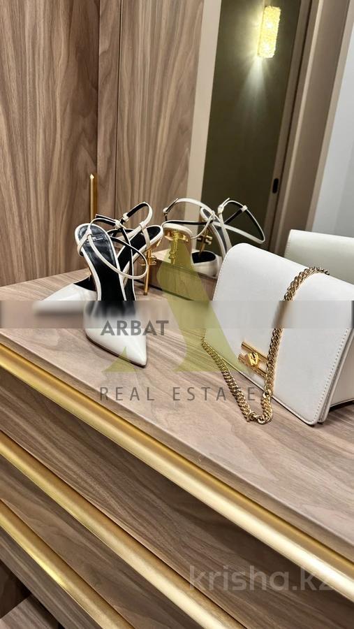 Фото Квартира, 4 комн, 190 м²