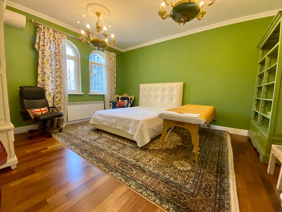 Фото Отдельный дом, 7 комн, 740м²