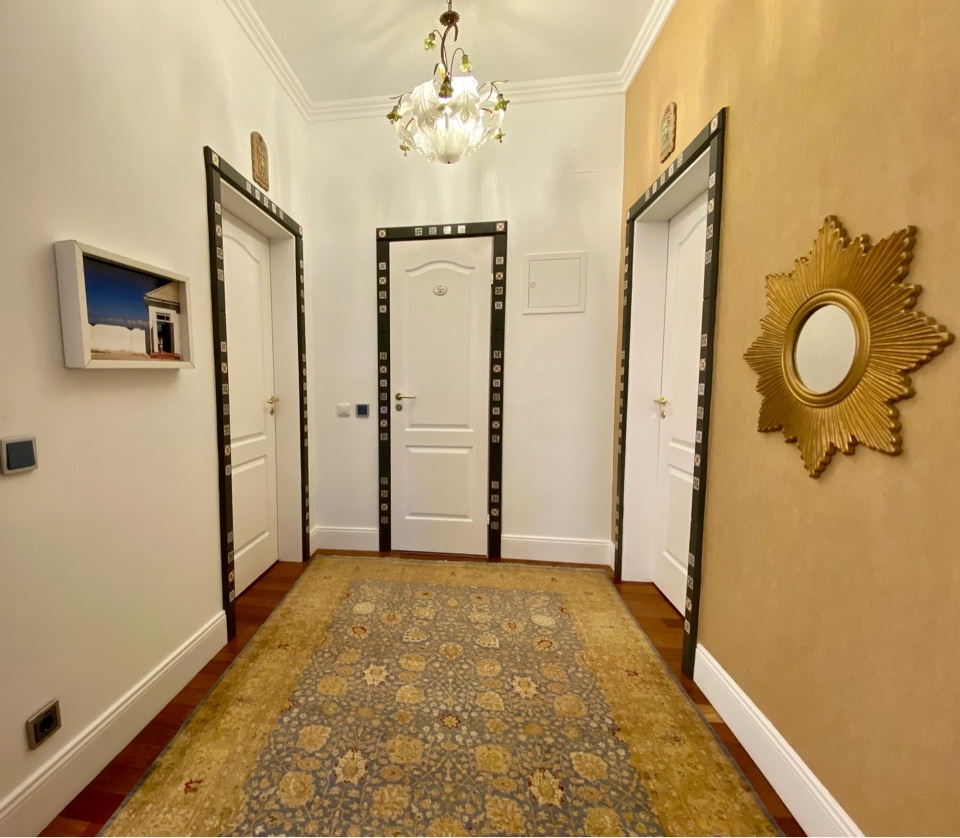 Фото Отдельный дом, 7 комн, 740м²