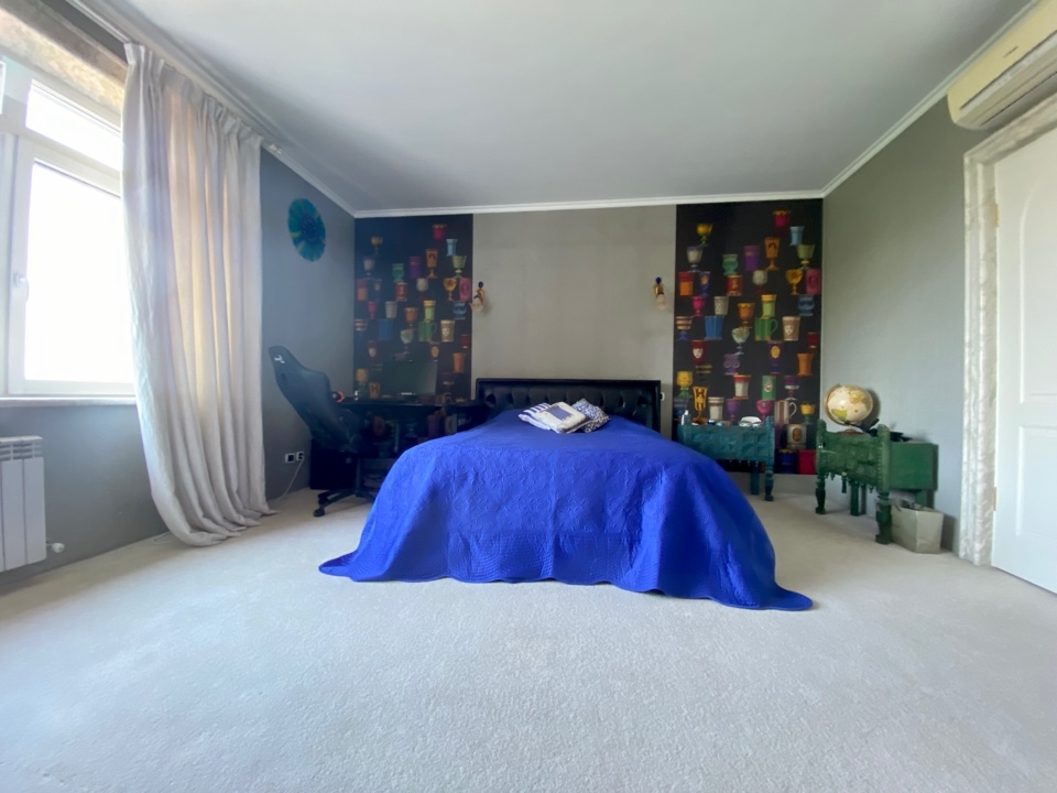 Фото Отдельный дом, 7 комн, 740м²