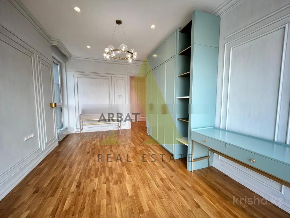 Фото Квартира, 5 комн, 250 м², 3/3 эт., 2018 г.п.