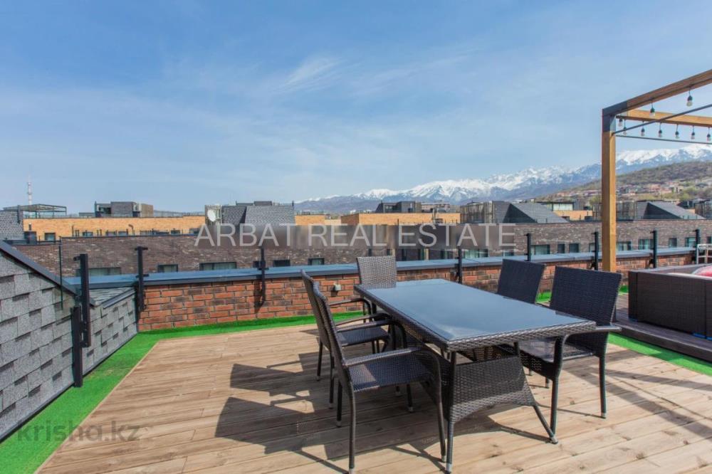 Фото Квартира, 3 комн, 100 м², 1/3 эт.