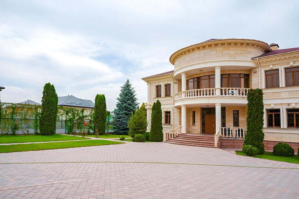 Фото Отдельный дом, 10 комн, 1647м²