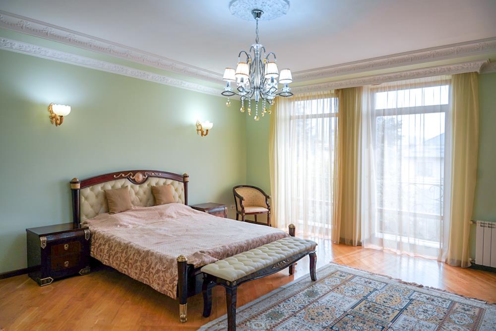 Фото Отдельный дом, 10 комн, 1647м²