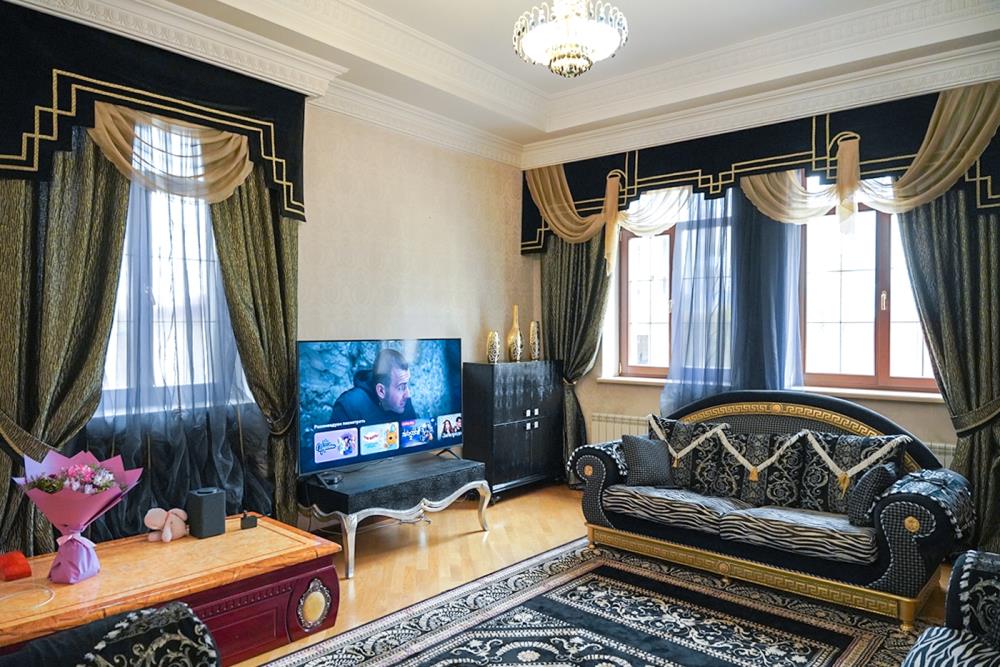 Фото Отдельный дом, 10 комн, 1647м²