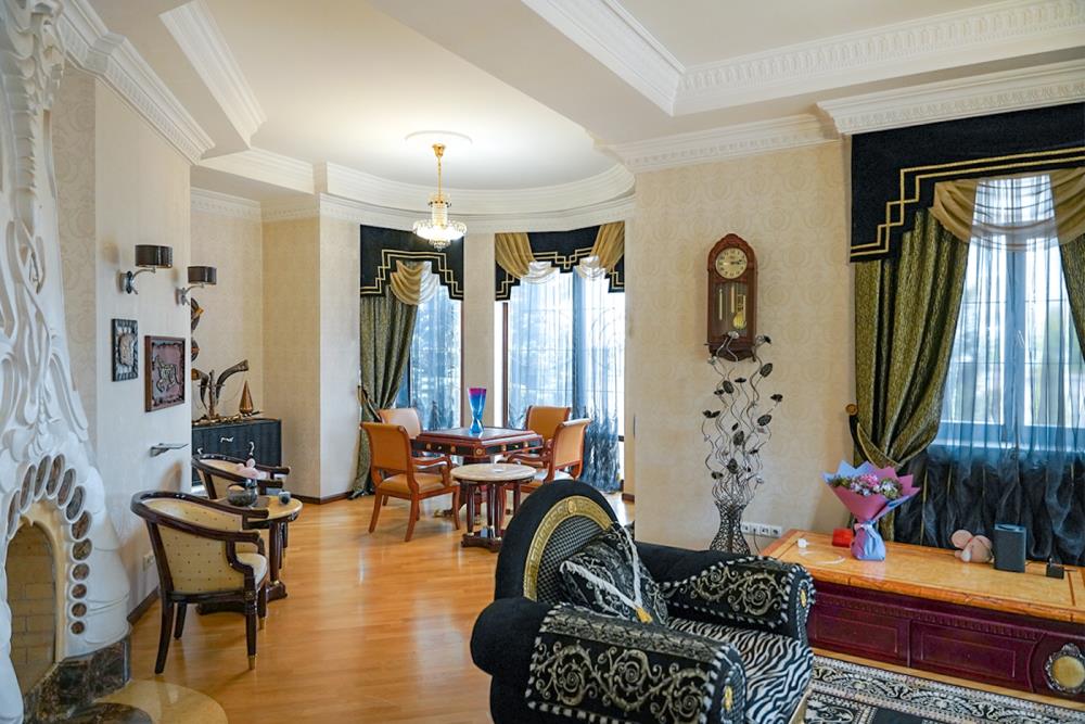 Фото Отдельный дом, 10 комн, 1647м²