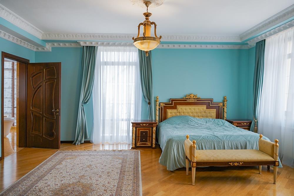 Фото Отдельный дом, 10 комн, 1647м²