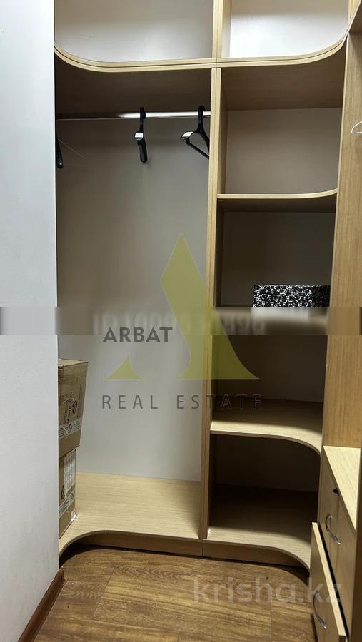 Фото Квартира, 4 комн, 158.4 м², 4/7 эт., 2008 г.п.