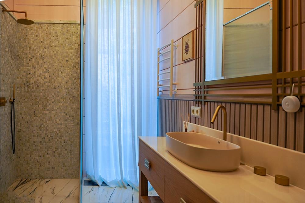 Фото Отдельный дом, 8 комн, 385м²