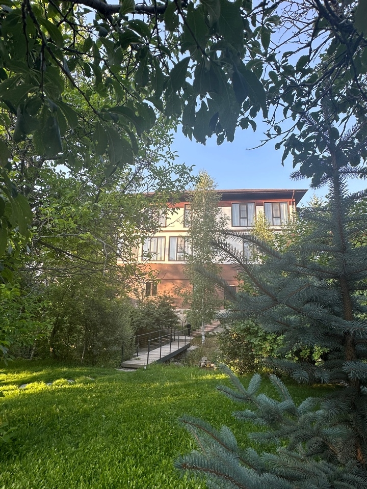 Фото Отдельный дом, 7 комн, 400м²