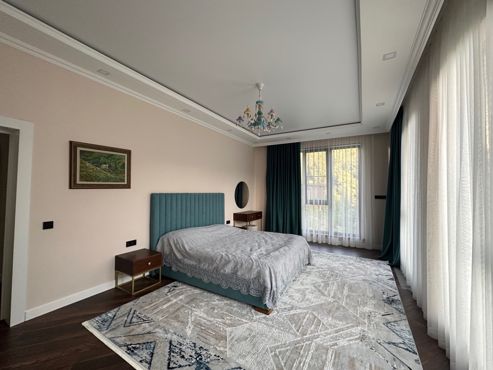 Фото Отдельный дом, 7 комн, 400м²