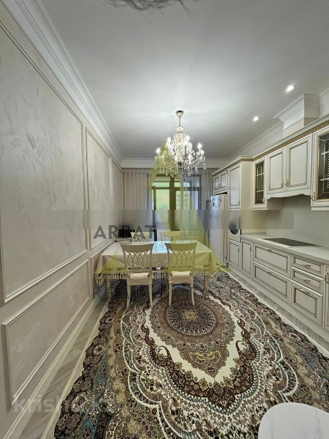 Фото Квартира, 3 комн, 150 м², 4/6 эт.