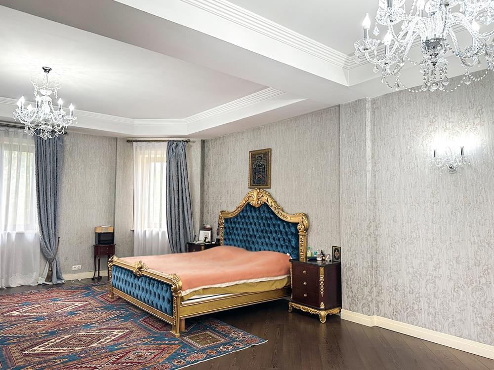 Фото Отдельный дом, 10 комн, 1200м²