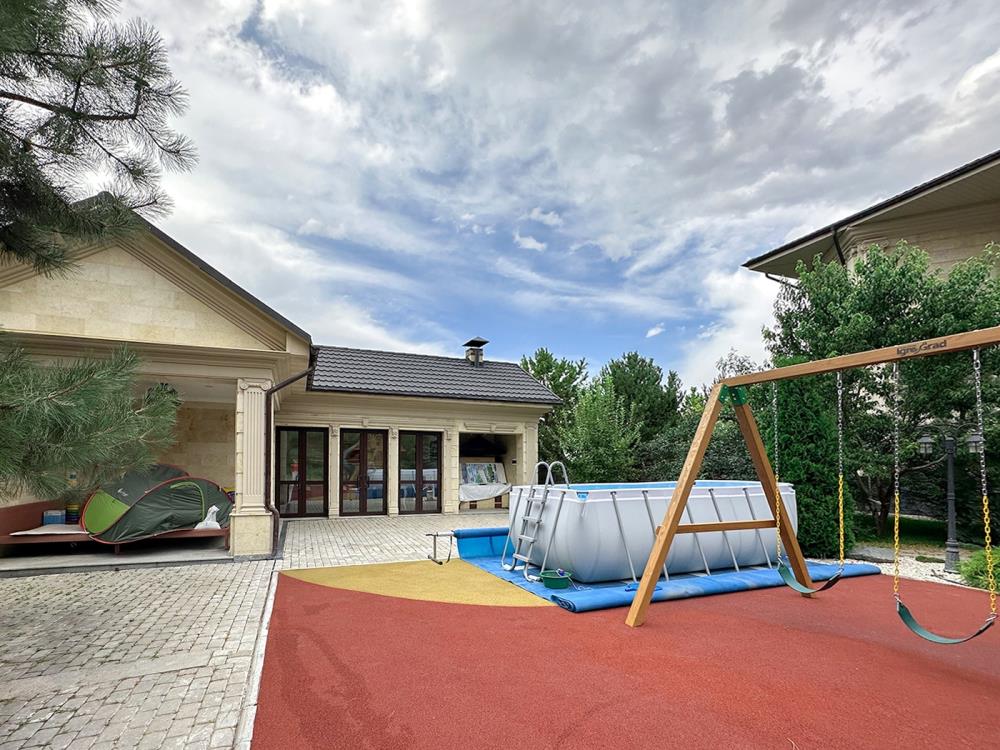 Фото Отдельный дом, 10 комн, 1200м²