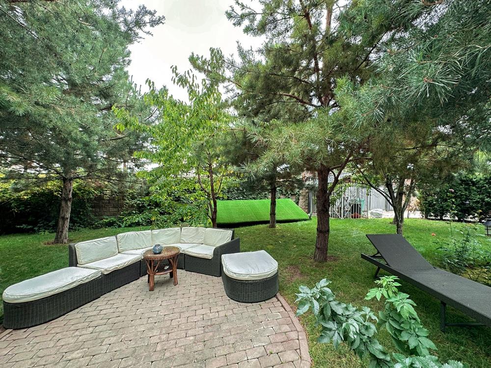 Фото Отдельный дом, 10 комн, 1200м²