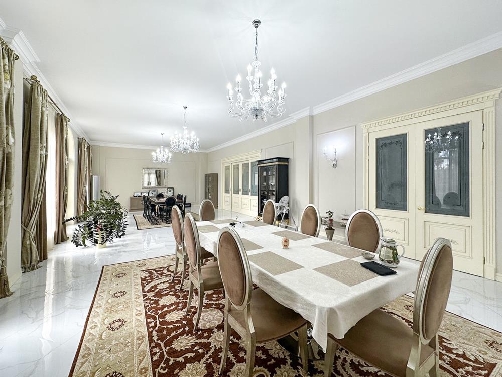 Фото Отдельный дом, 10 комн, 1200м²