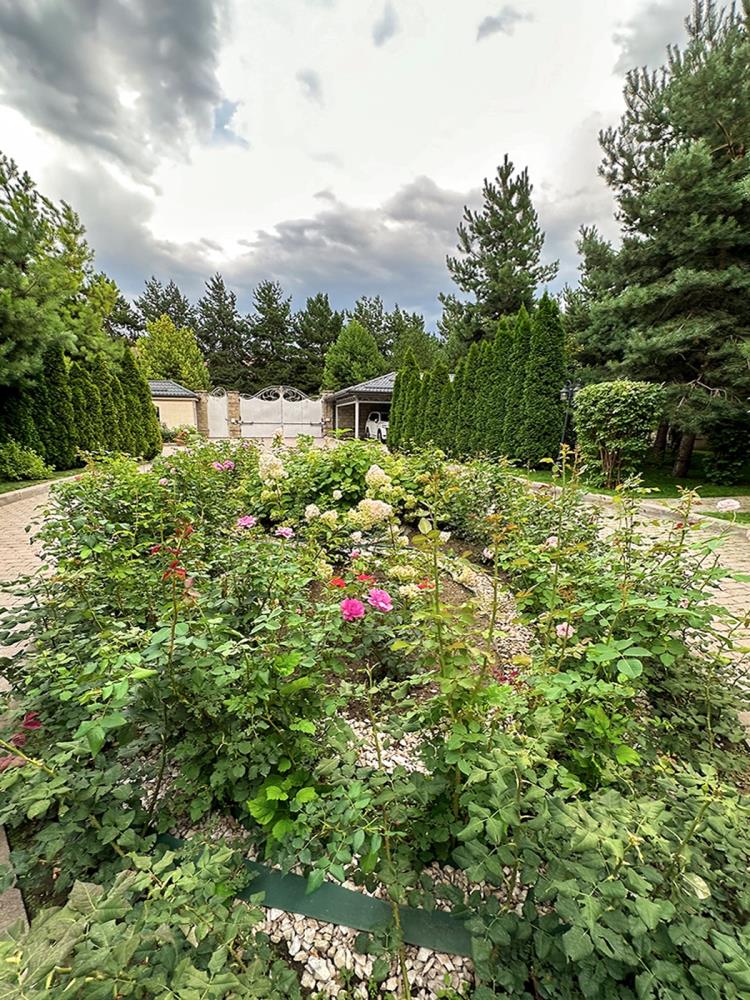 Фото Отдельный дом, 10 комн, 1200м²