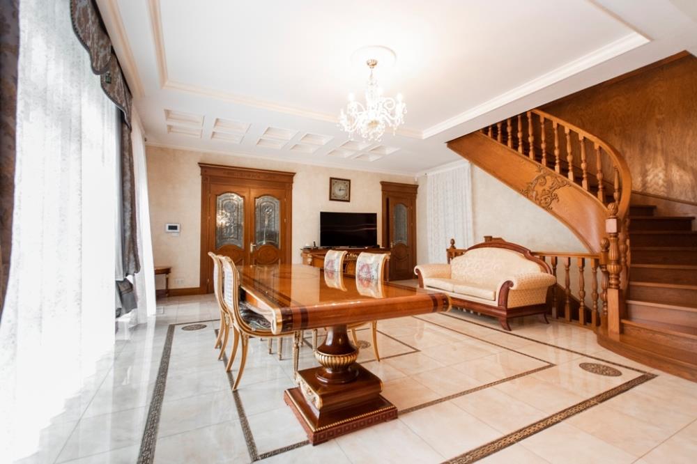 Фото Отдельный дом, 9 комн, 940м²