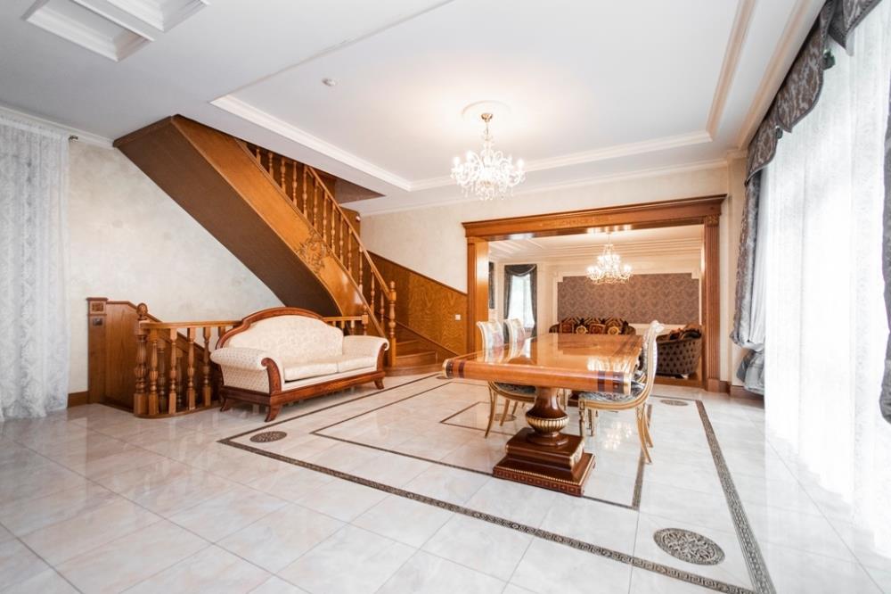 Фото Отдельный дом, 9 комн, 940м²