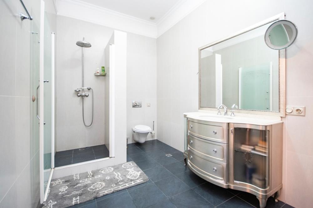 Фото Отдельный дом, 9 комн, 940м²