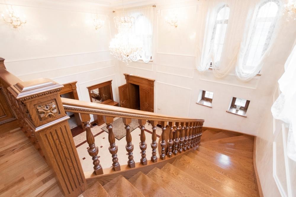 Фото Отдельный дом, 9 комн, 940м²