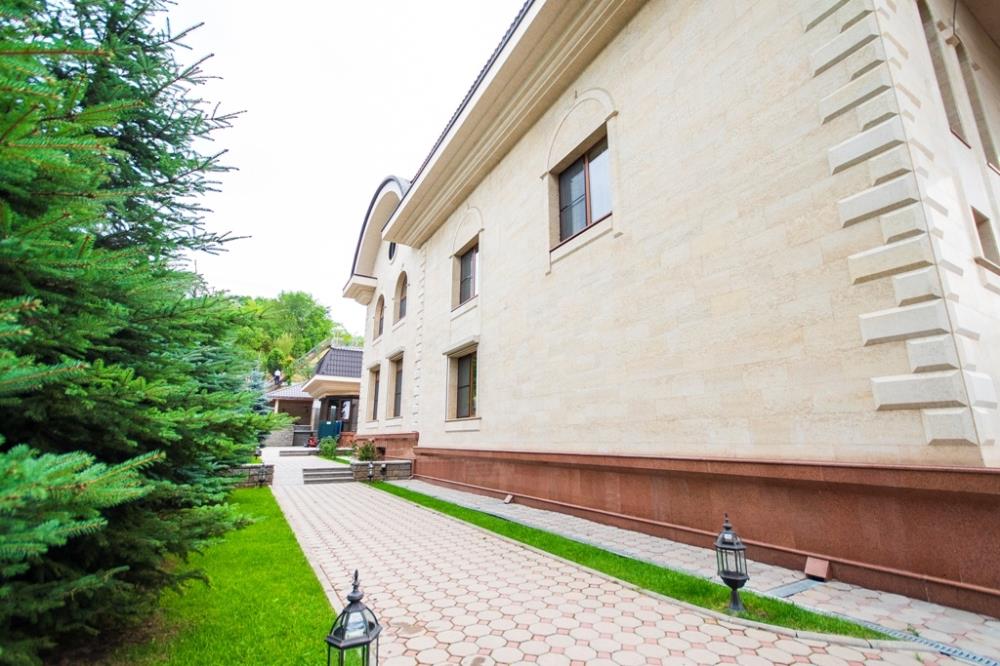 Фото Отдельный дом, 9 комн, 940м²