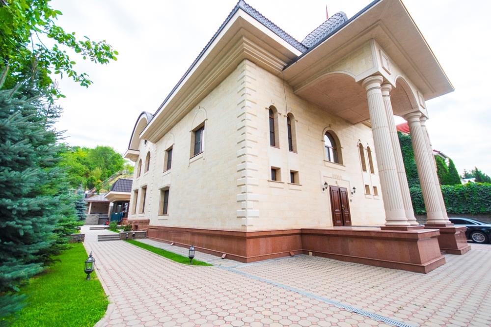 Фото Отдельный дом, 9 комн, 940м²