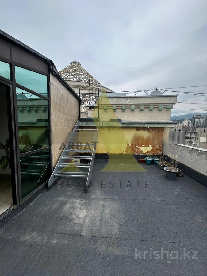 Фото Квартира, 4 комн, 215.3 м², 13/13 эт., 2002 г.п.