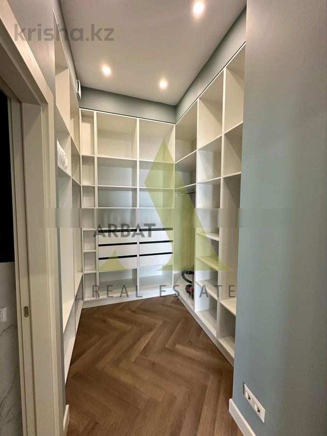 Фото Квартира, 4 комн, 192 м², 3 эт., 2023 г.п.