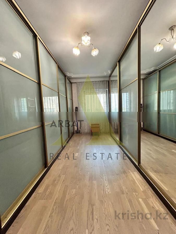 Фото Квартира, 4 комн, 190 м², 5/17 эт., 2005 г.п.